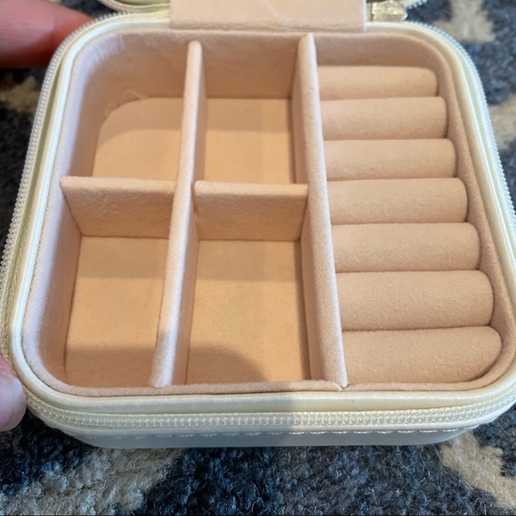 NWOT Customized Mini Jewelry Travel Case - Picture 6 of 6